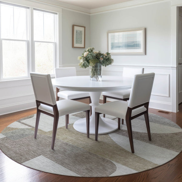 Homeroots 3' Geometric Washable Indoor Outdoor Area Rug - Stylish, Durable & Stain Resistant For Any Space Khaki Polyester 617922