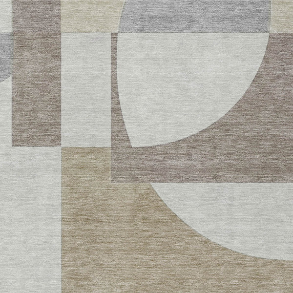 Homeroots 3' Geometric Washable Indoor Outdoor Area Rug - Stylish, Durable & Stain Resistant For Any Space Khaki Polyester 617925