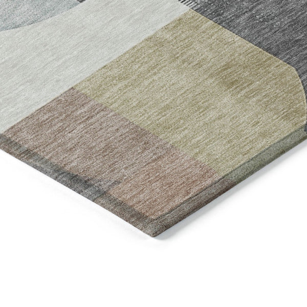 HomeRoots 5' Modern Rust Gray and Ivory Geometric Indoor Outdoor Area Rug for High-Traffic Spaces, Washable 8' X 10' 617995