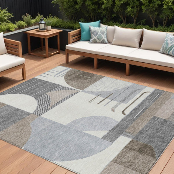 HomeRoots 5' Modern Taupe Gray and Ivory Geometric Washable Area Rug for Indoor and Outdoor Spaces 10' X 14' 618003
