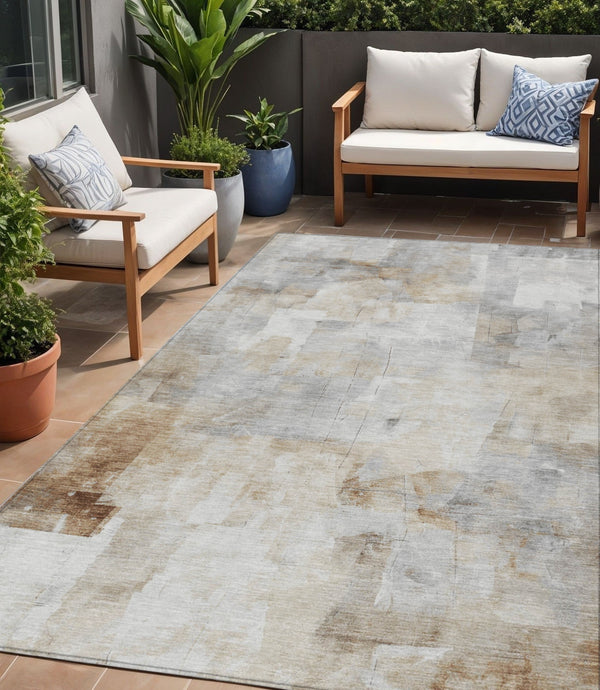 Homeroots 3' Abstract Washable Indoor Outdoor Area Rug - Stylish, Durable & Stain Resistant For Any Space Beige Polyester 618077