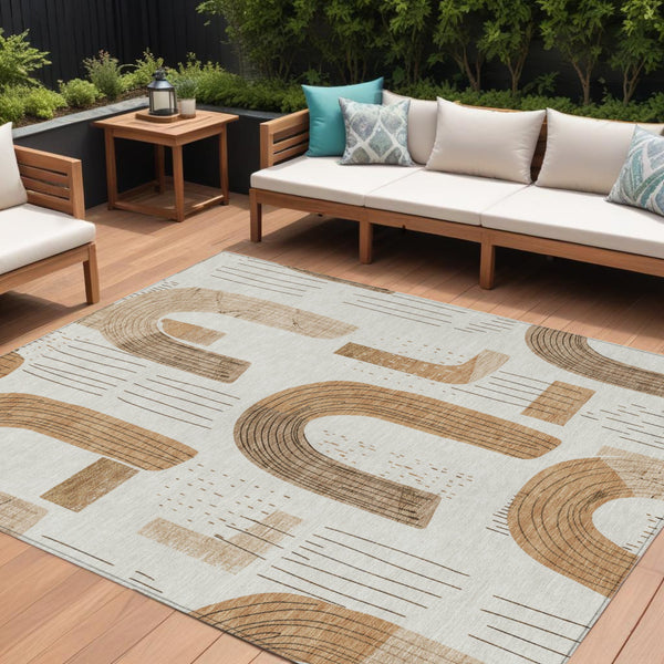 Homeroots 3' Stylish Geometric Washable Area Rug For Indoor And Outdoor Use - Durable And Stain Resistant Design Ivory Polyester 618103