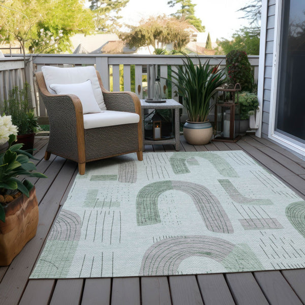 Homeroots 3' Stylish Geometric Washable Area Rug For Indoor And Outdoor Use - Durable And Stain Resistant Design Mint Polyester 618109