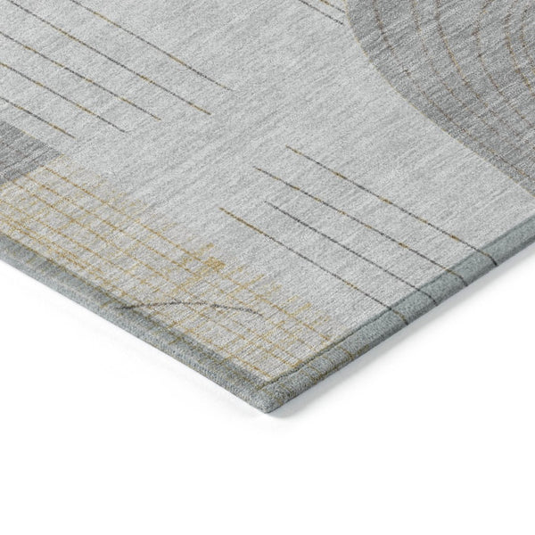 HomeRoots 5' Contemporary Silver and Gold Geometric Indoor Outdoor Area Rug - Stylish, Washable, Durable Design 5' X 8' 618119