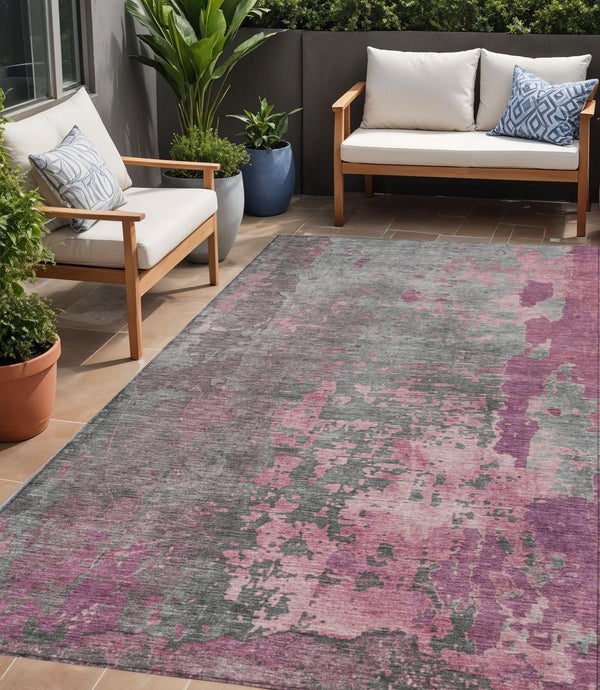 Homeroots 3' X 5' Abstract Washable Indoor Outdoor Area Rug For Stylish Home And Patio Décor Solutions Blush Polyester 618221