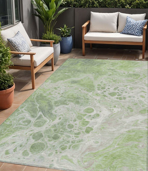 Homeroots 3' X 5' Artistic Green And Ivory Abstract Washable Indoor-outdoor Area Rug For Stylish Spaces Aloe Polyester 618293