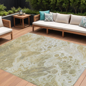 Homeroots 3' X 5' Artistic Green And Ivory Abstract Washable Indoor-outdoor Area Rug For Stylish Spaces Gold Polyester 618303