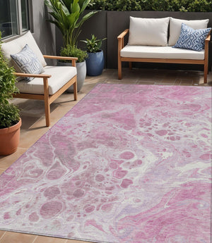 Homeroots 3' X 5' Artistic Green And Ivory Abstract Washable Indoor-outdoor Area Rug For Stylish Spaces Pink Polyester 618311