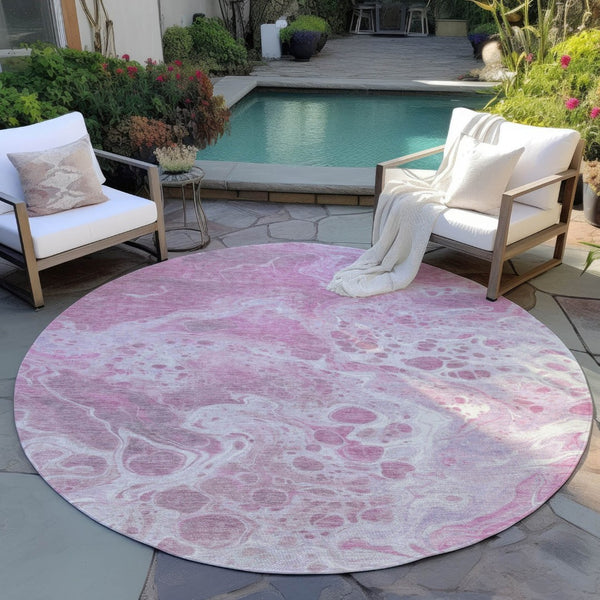 HomeRoots 5' Modern Pink and Ivory Abstract Area Rug - Washable, Durable, Indoor/Outdoor Style for Any Space 8' Round 618312