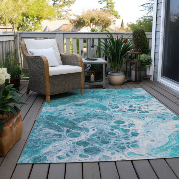 Homeroots 3' X 5' Artistic Green And Ivory Abstract Washable Indoor-outdoor Area Rug For Stylish Spaces Teal Polyester 618323