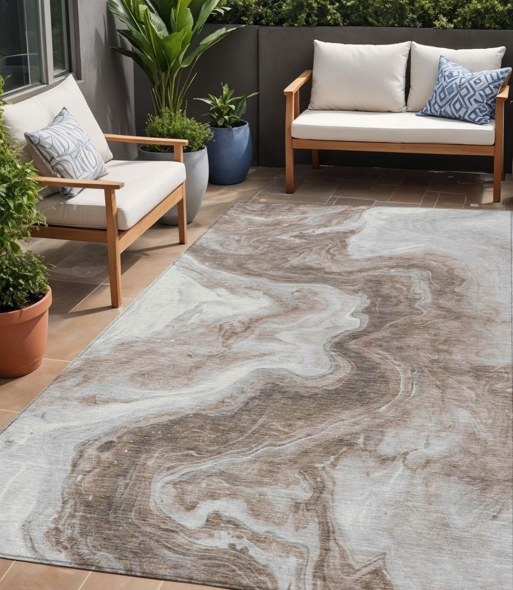 HomeRoots 5' Taupe and Silver Abstract Washable Area Rug – Stylish, Durable Design for Indoor and Outdoor Spaces 5' X 8' 618347