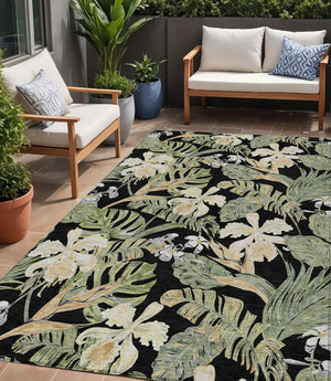 Homeroots 3' Stylish Botanical Leaves Area Rug - Durable, Washable, Perfect For Indoor & Outdoor Spaces Black Polyester 618389
