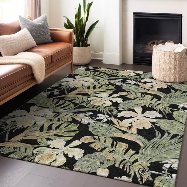 Homeroots 3' Stylish Botanical Leaves Area Rug - Durable, Washable, Perfect For Indoor & Outdoor Spaces Black Polyester 618393