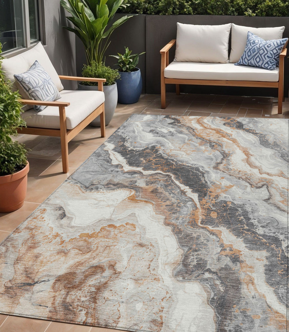 Homeroots 3' Botanical Leaves Washable Area Rug – Stylish Indoor Outdoor Accent For Home & Patio Spaces Silver Polyester 618431