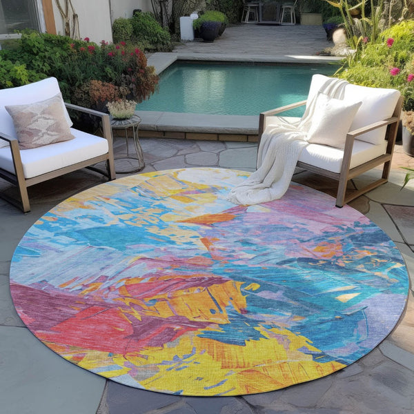 HomeRoots 5' Vibrant Abstract Area Rug – Modern Washable Indoor/Outdoor Design for High-Traffic Spaces 8' Round 618534