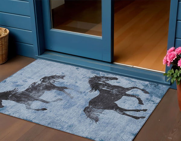 Homeroots 3' X 5' Horse Design Washable Area Rug - Stylish Indoor Outdoor Accent For Home & Patio Spaces Denim Polyester 618643