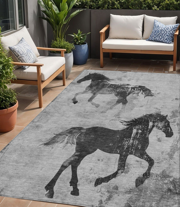 Homeroots 3' X 5' Horse Design Washable Area Rug - Stylish Indoor Outdoor Accent For Home & Patio Spaces Gray Polyester 618656