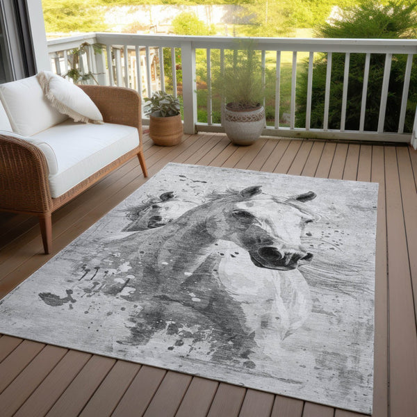 Homeroots 3' X 5' Stylish Horse Washable Indoor Outdoor Area Rug For High Traffic Spaces And Easy Maintenance Gray Polyester 618679