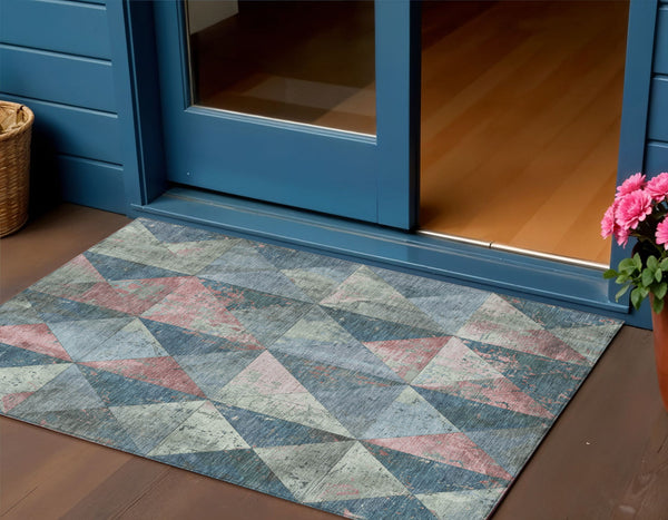 Homeroots 3' Stylish Geometric Washable Area Rug For Indoor & Outdoor Use – Durable, Stain-resistant Design Denim Polyester 618703