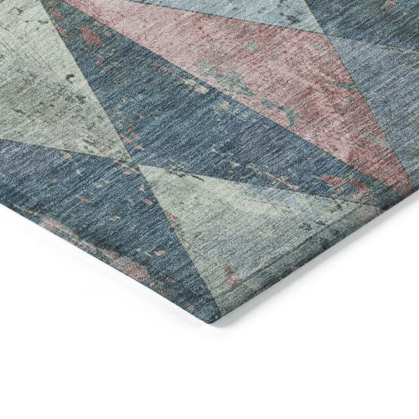 Homeroots 3' Stylish Geometric Washable Area Rug For Indoor & Outdoor Use – Durable, Stain-resistant Design Denim Polyester 618703