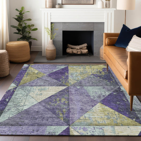 Homeroots 3' Stylish Geometric Washable Area Rug For Indoor & Outdoor Use – Durable, Stain-resistant Design Eggplant Polyester 618714