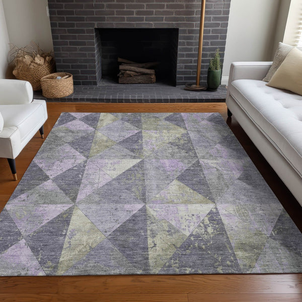 Homeroots 3' Stylish Geometric Washable Area Rug For Indoor & Outdoor Use – Durable, Stain-resistant Design Lavender Polyester 618719