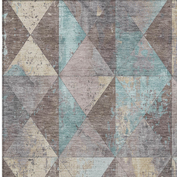 Homeroots 3' Stylish Geometric Washable Area Rug For Indoor & Outdoor Use – Durable, Stain-resistant Design Mocha Polyester 618724