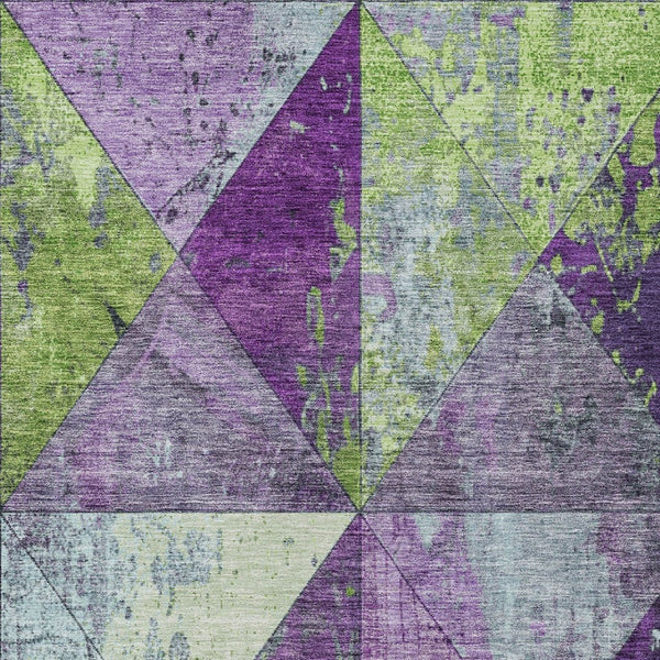 Homeroots 3' Stylish Geometric Washable Area Rug For Indoor & Outdoor Use – Durable, Stain-resistant Design Purple Polyester 618727