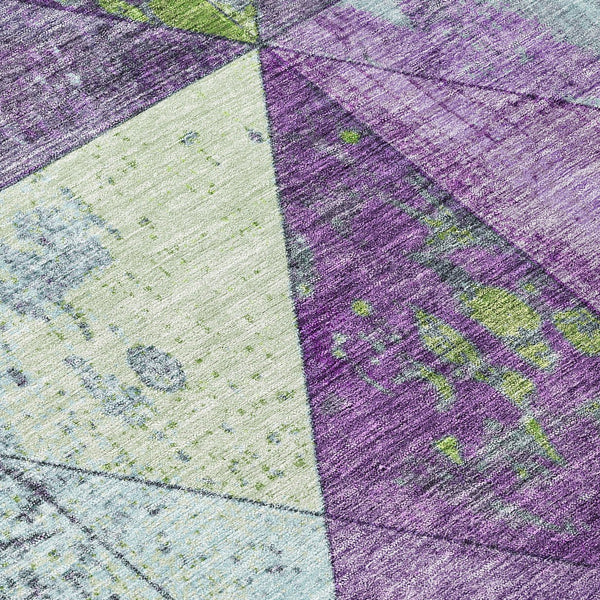 Homeroots 3' Stylish Geometric Washable Area Rug For Indoor & Outdoor Use – Durable, Stain-resistant Design Purple Polyester 618729
