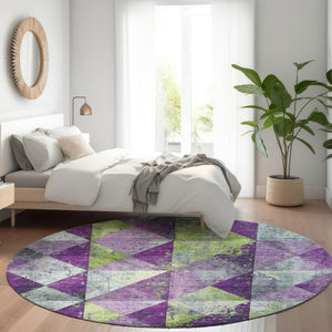 HomeRoots 5' Modern Geometric Purple and Lime Green Washable Area Rug for Indoor and Outdoor Spaces 8' Round 618729