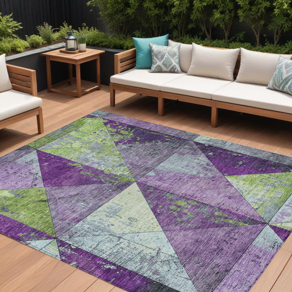Homeroots 3' Stylish Geometric Washable Area Rug For Indoor & Outdoor Use – Durable, Stain-resistant Design Purple Polyester 618730