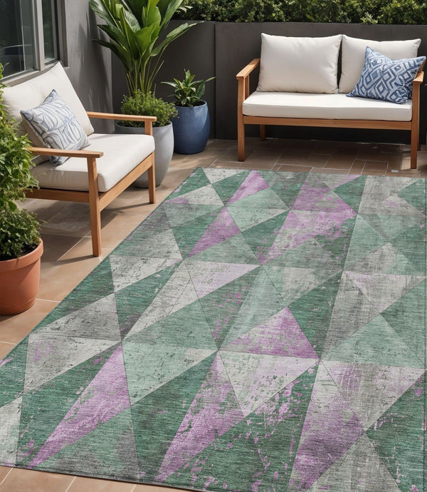 Homeroots 3' Stylish Geometric Washable Area Rug For Indoor & Outdoor Use – Durable, Stain-resistant Design Sage Polyester 618734
