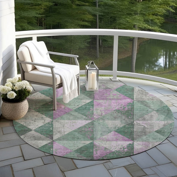 Homeroots 3' Stylish Geometric Washable Area Rug For Indoor & Outdoor Use – Durable, Stain-resistant Design Sage Polyester 618735
