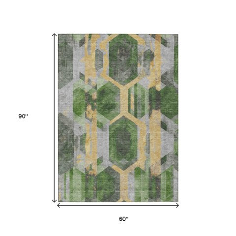 Homeroots 3' X 5' Geometric Washable Indoor Outdoor Area Rug - Stylish, Durable, And Easy To Maintain For Any Space Green Polyester 618746