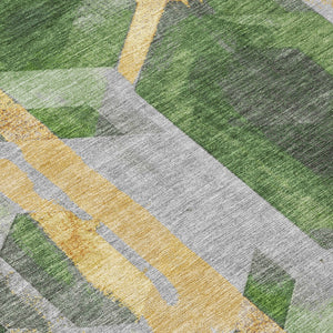 Homeroots 3' X 5' Geometric Washable Indoor Outdoor Area Rug - Stylish, Durable, And Easy To Maintain For Any Space Green Polyester 618746