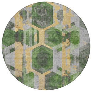 Homeroots 3' X 5' Geometric Washable Indoor Outdoor Area Rug - Stylish, Durable, And Easy To Maintain For Any Space Green Polyester 618747