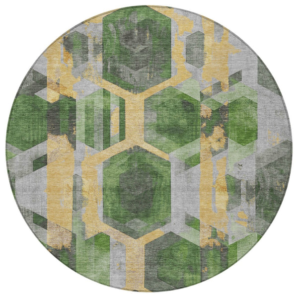 Homeroots 3' X 5' Geometric Washable Indoor Outdoor Area Rug - Stylish, Durable, And Easy To Maintain For Any Space Green Polyester 618747