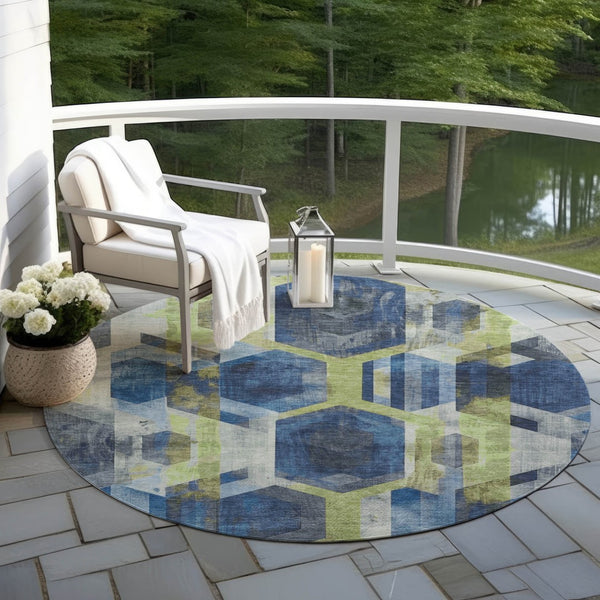 Homeroots 3' X 5' Geometric Washable Indoor Outdoor Area Rug - Stylish, Durable, And Easy To Maintain For Any Space Navy Polyester 618753