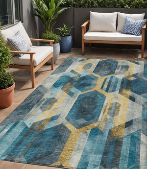 Homeroots 3' X 5' Geometric Washable Indoor Outdoor Area Rug - Stylish, Durable, And Easy To Maintain For Any Space Teal Polyester 618758