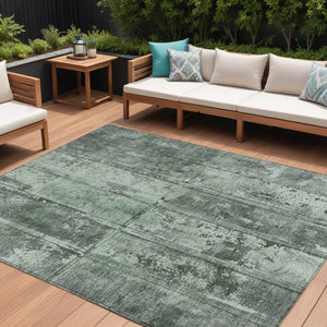 Homeroots 3' Abstract Washable Indoor Outdoor Area Rug - Stain Resistant, Durable, Stylish For Any Space Green Polyester 618772