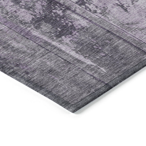 Homeroots 3' Abstract Washable Indoor Outdoor Area Rug - Stain Resistant, Durable, Stylish For Any Space Purple Polyester 618780
