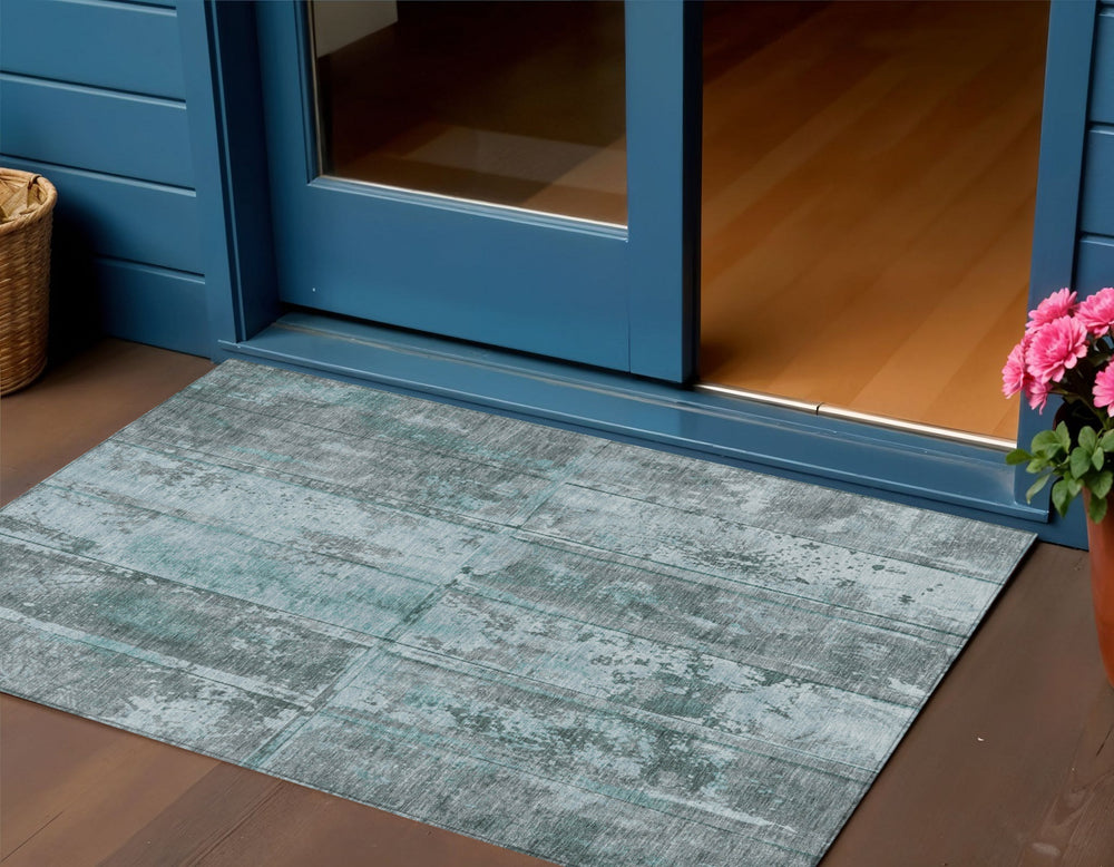 Homeroots 3' Abstract Washable Indoor Outdoor Area Rug - Stain Resistant, Durable, Stylish For Any Space Teal Polyester 618781