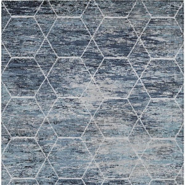 HomeRoots 5' Stylish Blue Gray & Ivory Geometric Washable Area Rug - Indoor/Outdoor, Durable & Versatile! 618866