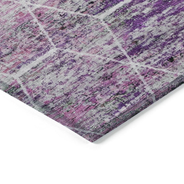 HomeRoots 5' X 8' Vibrant Purple Lavender Geometric Washable Indoor/Outdoor Rug for Stylish Versatility 618896