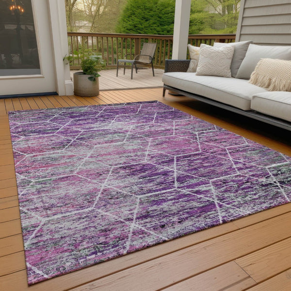 HomeRoots 5' X 8' Vibrant Purple Lavender Geometric Washable Indoor/Outdoor Rug for Stylish Versatility 618896