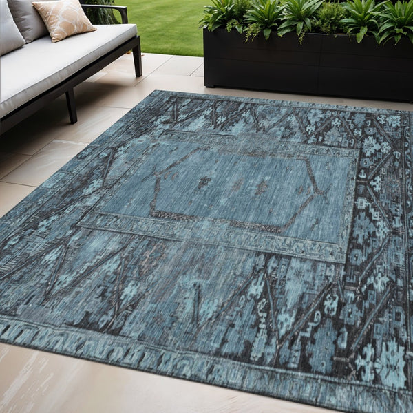 HomeRoots 5' X 8' Blue and Gray Oriental Rug – Durable, Washable Indoor/Outdoor Area Rug for Elegant Spaces 618998