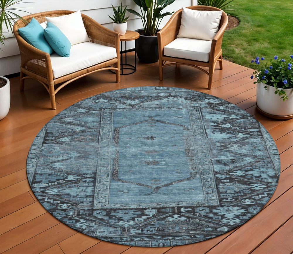 HomeRoots 8' Blue and Gray Round Oriental Area Rug - Stylish, Washable, Indoor/Outdoor, Stain-Resistant Design 618999