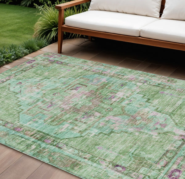 HomeRoots 8' x 10' Vibrant Artichoke Green and Teal Blue Oriental Area Rug - Washable for Indoor & Outdoor Use 619102