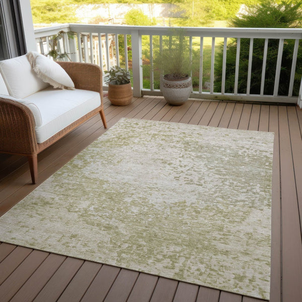 HomeRoots 5' X 8' Beige and Ivory Abstract Area Rug - Stylish, Washable, Durable for Indoor & Outdoor Use! 619322
