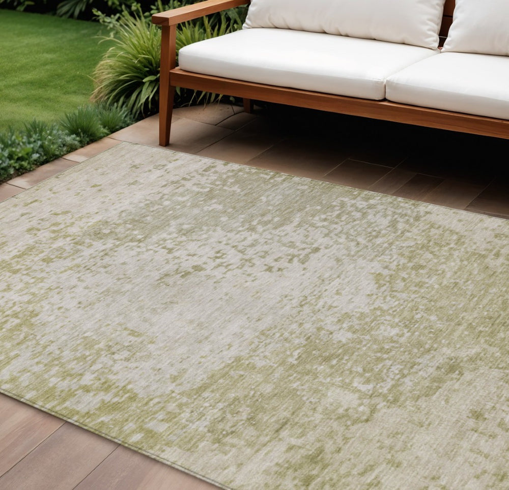 HomeRoots 8' X 10' Beige & Ivory Abstract Washable Area Rug - Stylish, Durable, Indoor/Outdoor Versatility! 619324